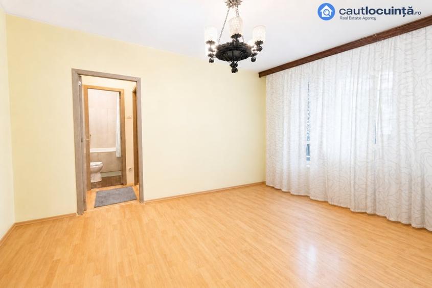 Apartament cu 3 camere semidecomandat în Drumul Taberei