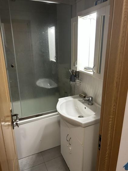 Garsonieră decomandată în Lazaret