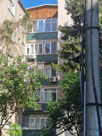 Apartament 4 camere, semidecomandat, nemobilat - 11