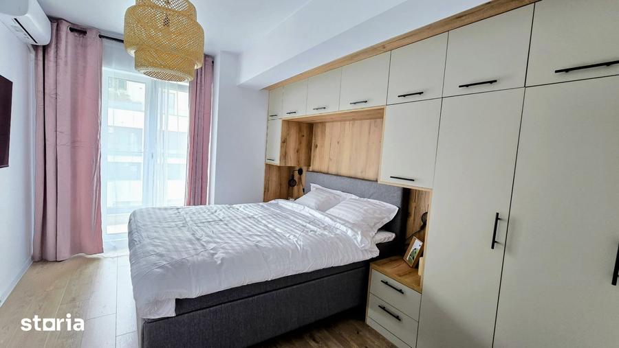 Apartament cu 3 camere decomandat, mobilat în Parcul Carol