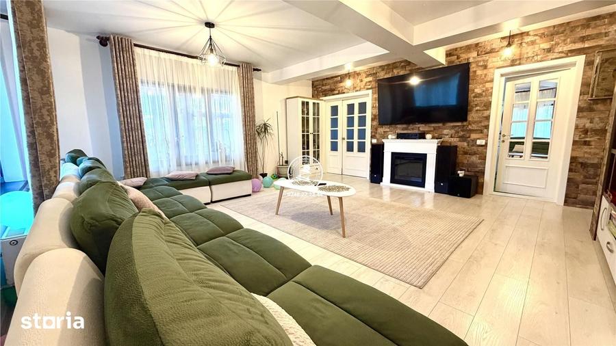 Casă cu 5 camere cu Teren 1000 Mp în Aroneanu