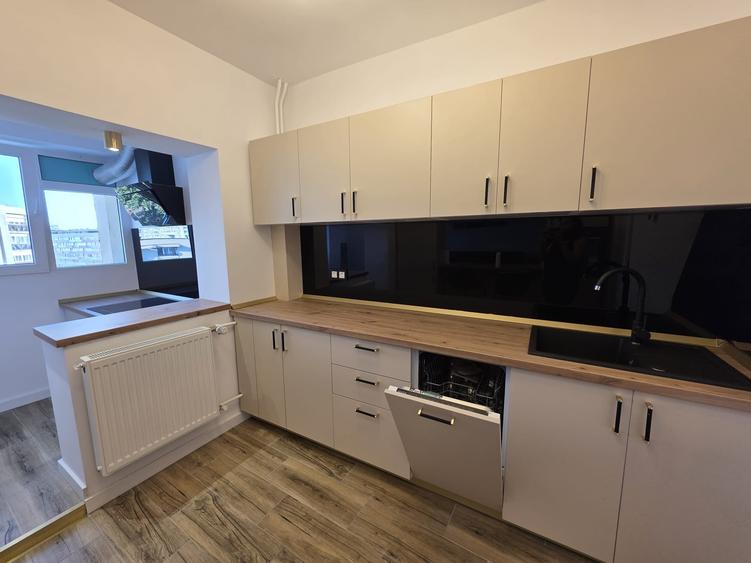Apartament cu 2 camere decomandat în Vatra Luminoasă