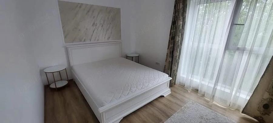 Apartament cu 2 camere semidecomandat în Lipovei