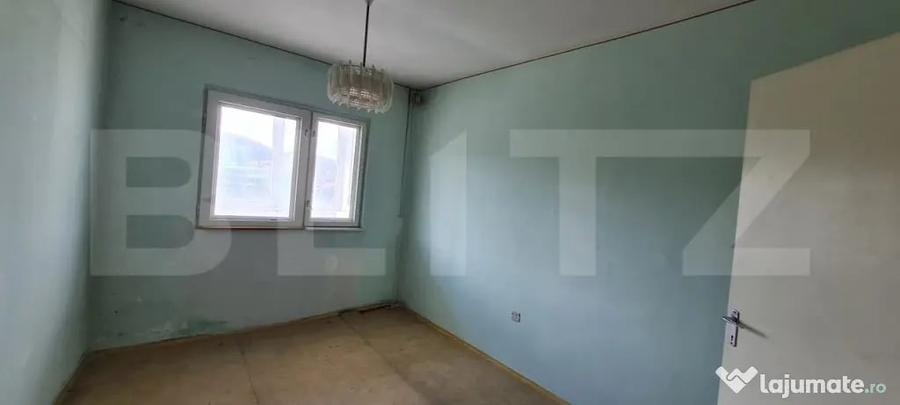 Apartament cu 3 camere decomandat în Griviței