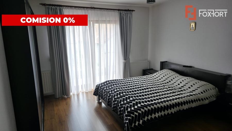 Casă individuală cu 4 camere cu Canalizare în Gătaia