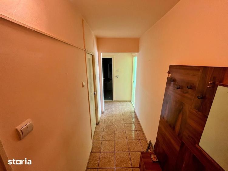Apartament cu 2 camere decomandat în Vasile Aaron