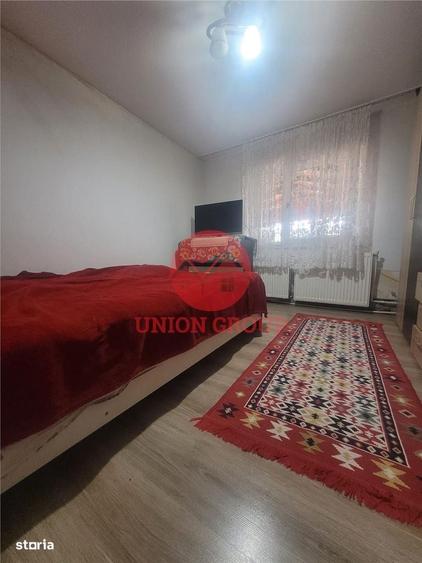 Casă cu 4 camere cu Teren 600 Mp în Lazu