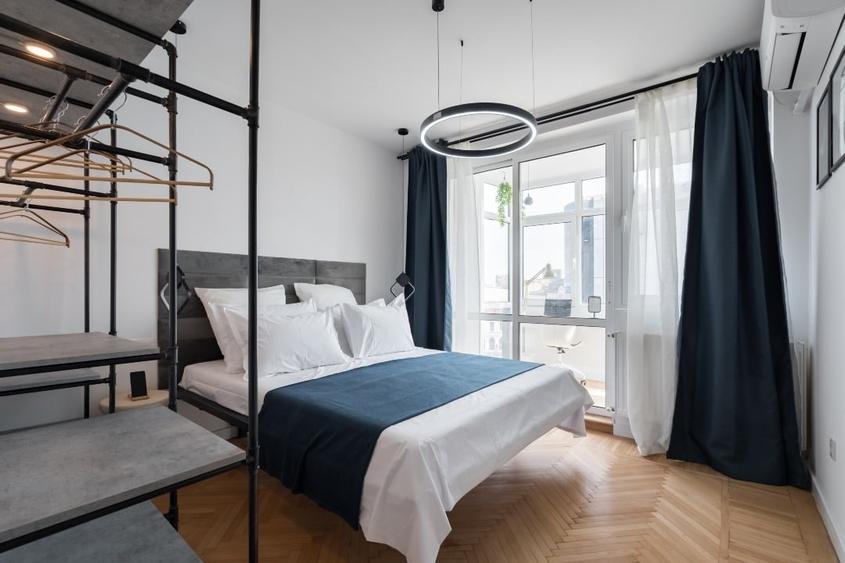 Apartament cu 2 camere semidecomandat, mobilat în Unirii