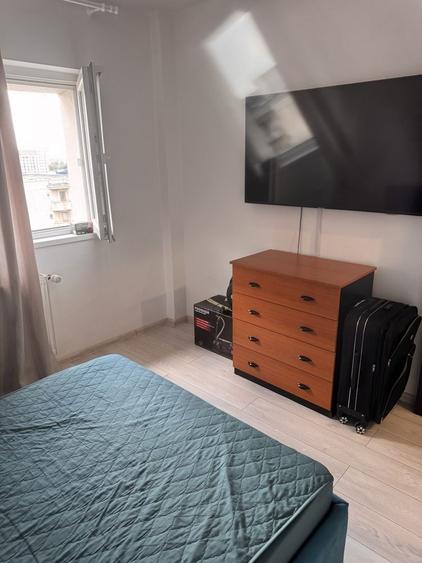 Apartament cu 3 camere decomandat, mobilat în Veteranilor