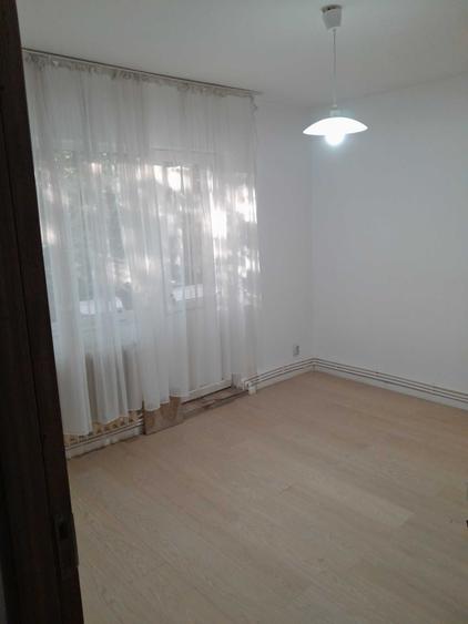 Apartament cu 2 camere semidecomandat în Tătărași