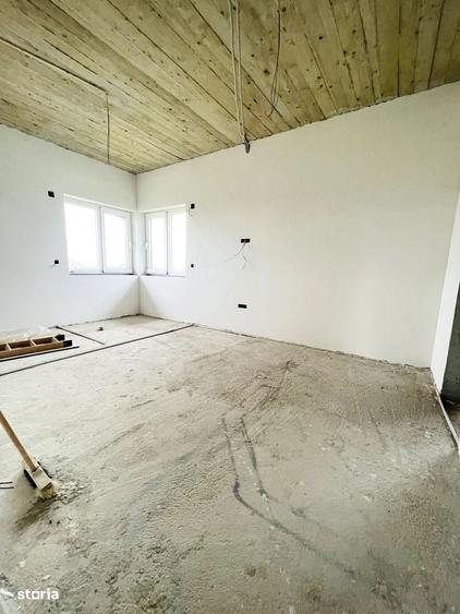 Casă cu 4 camere în Rontău