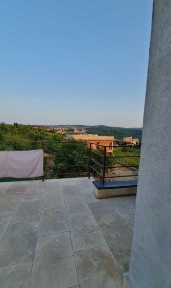 Apartament cu 2 camere semidecomandat, mobilat în Europa