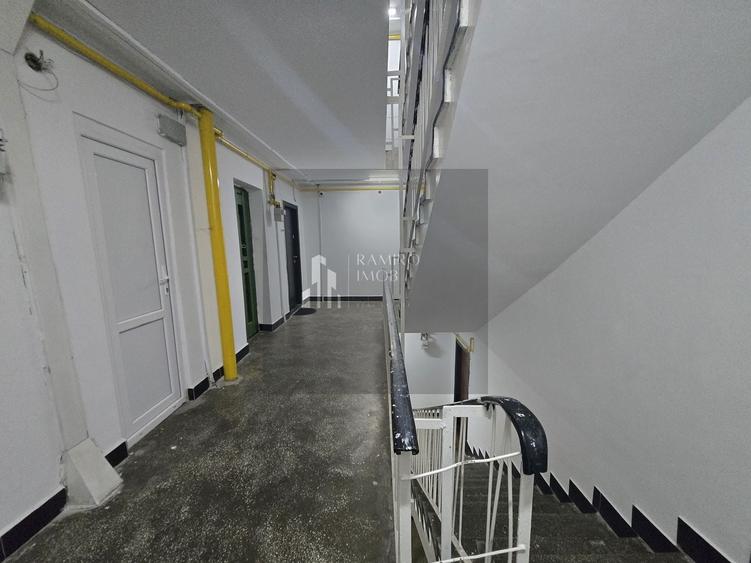 Apartament cu 3 camere decomandat, mobilat în Prelungirea Ferentari