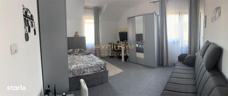 Casă cu 4 camere decomandat cu Teren 488 Mp în Cristian