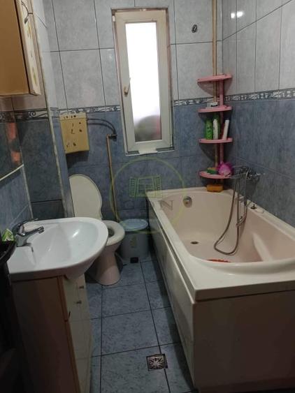 Apartament cu 2 camere decomandat în Craiter