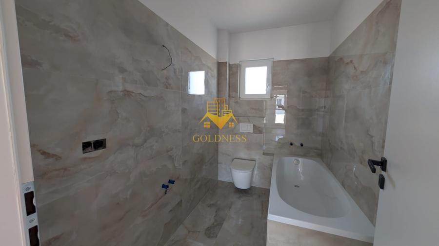 Casă individuală cu 4 camere cu Canalizare în Jucu de Mijloc