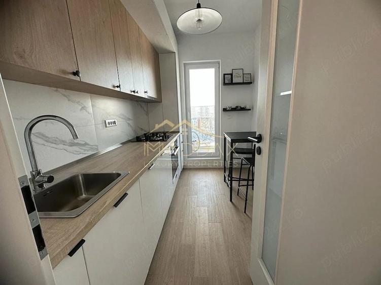 Apartament cu 2 camere decomandat, mobilat în Regie