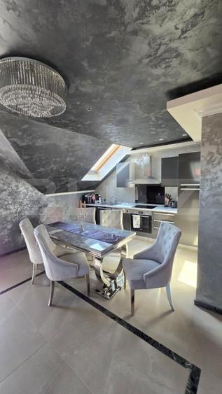 Apartament cu 3 camere decomandat, mobilat în Est