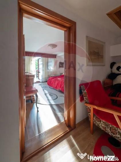 Casă cu 5 camere cu Teren 735 Mp în Sucevița