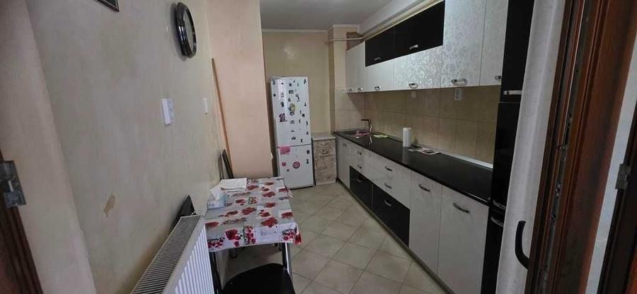 Apartament cu 2 camere decomandat în Exterior Vest