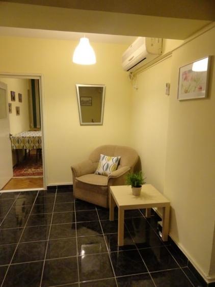 Apartament cu 3 camere decomandat, mobilat în Independenței
