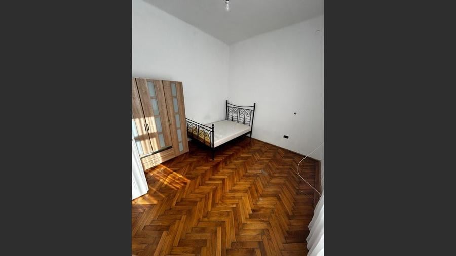 Casă cu 6 camere cu Canalizare în Malul Mureșului