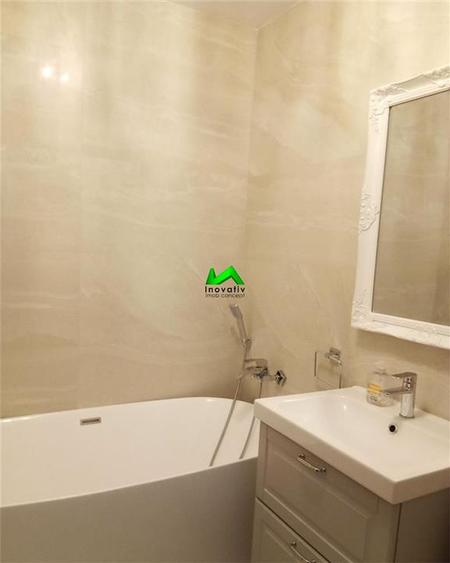 Apartament cu 3 camere decomandat în Ștrand