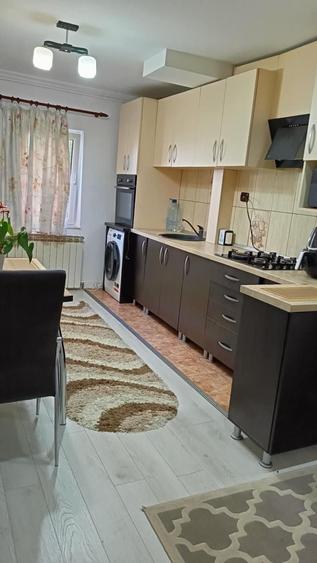 Apartament cu 3 camere decomandat în Ultracentral