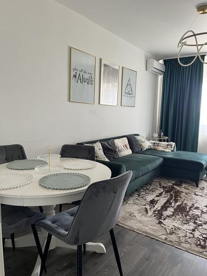 Apartament cu 2 camere decomandat în Sisești
