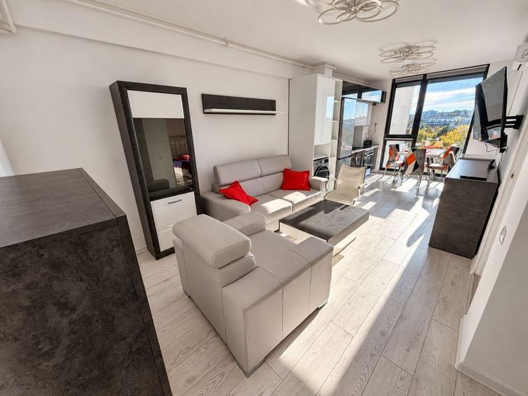 Apartament cu 2 camere semidecomandat în Politehnica