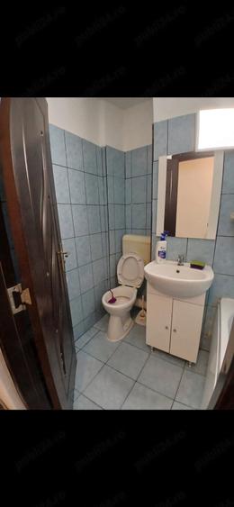 Apartament cu 2 camere semidecomandat în Dacia
