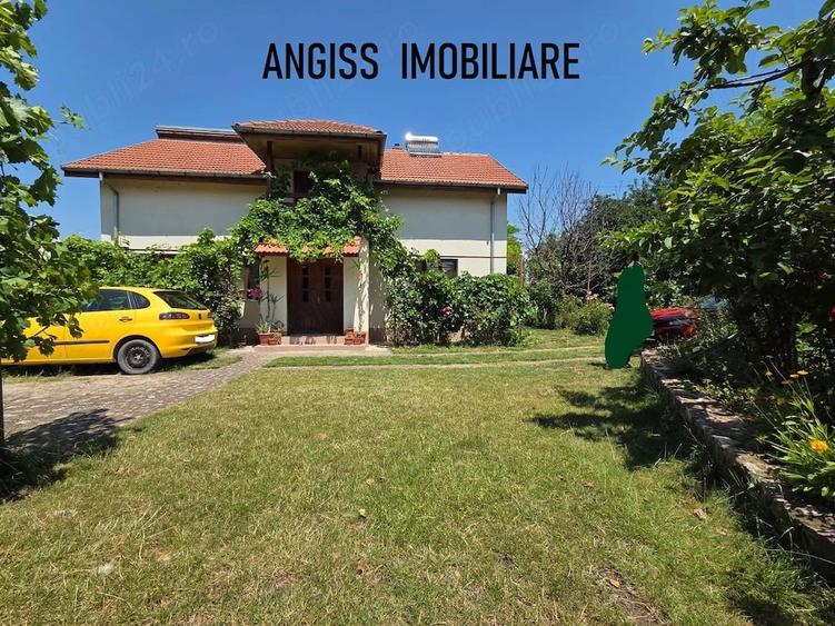 Casă cu Teren 1500 Mp în Mineri