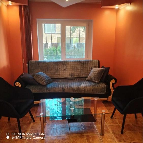 Apartament cu 3 camere decomandat în Brătianu