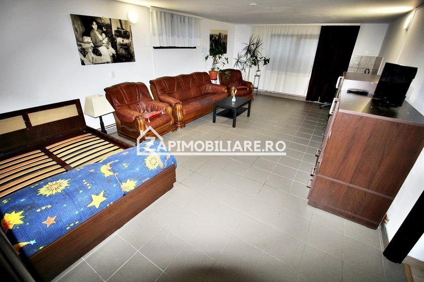 Casă individuală cu 3 camere cu Canalizare în Corunca