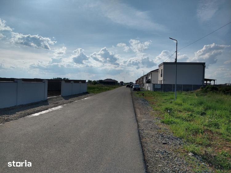 Teren de 720 mp, în Moșnița Nouă