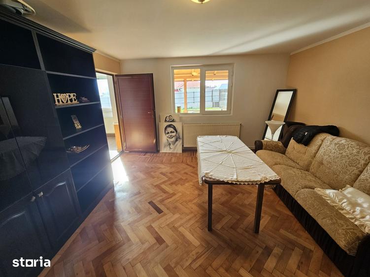Casă cu 3 camere cu Teren 389 Mp în Ștefănești