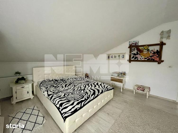 Casă cu 5 camere cu Teren 581 Mp în Vicovu de Sus