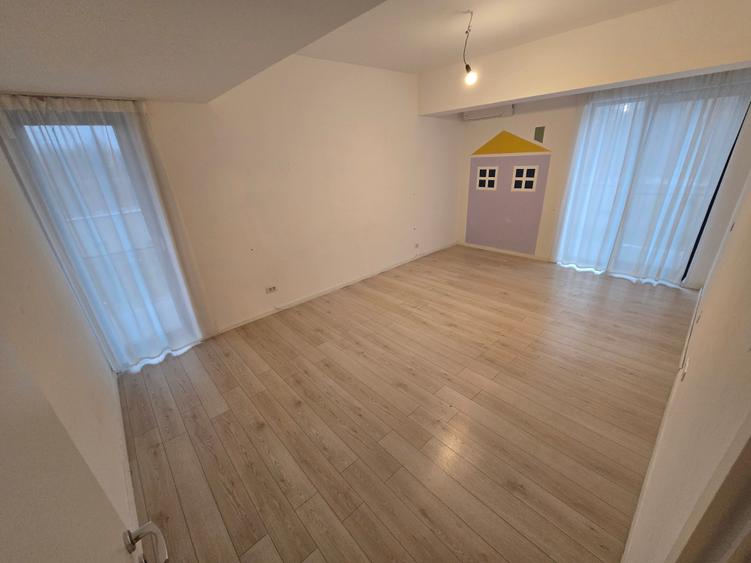 Apartament cu 2 camere decomandat în Băneasa