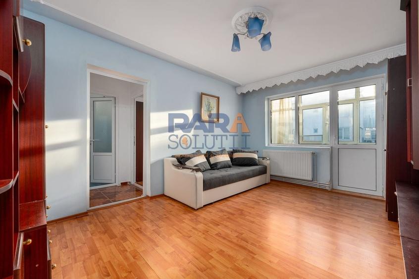 Apartament cu 2 camere semidecomandat, mobilat în Central