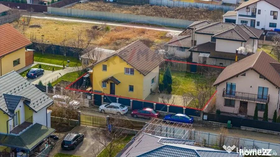 Casă cu 4 camere cu Teren 550 Mp în Tărlungeni