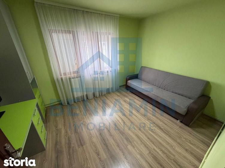 Apartament cu 2 camere decomandat în 1 Mai