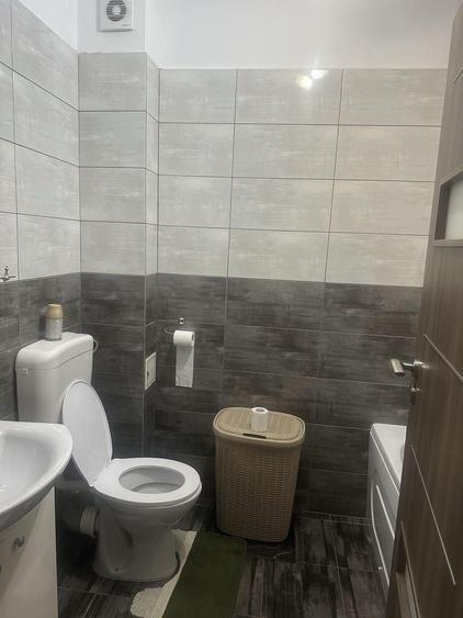 Apartament cu 2 camere decomandat, mobilat în Apărătorii Patriei