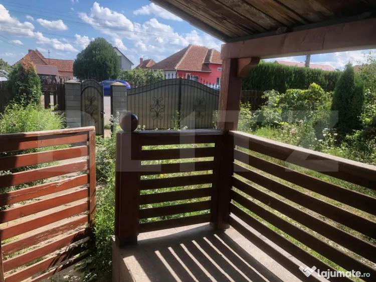 Casă cu 5 camere cu Teren 3000 Mp în Botiz
