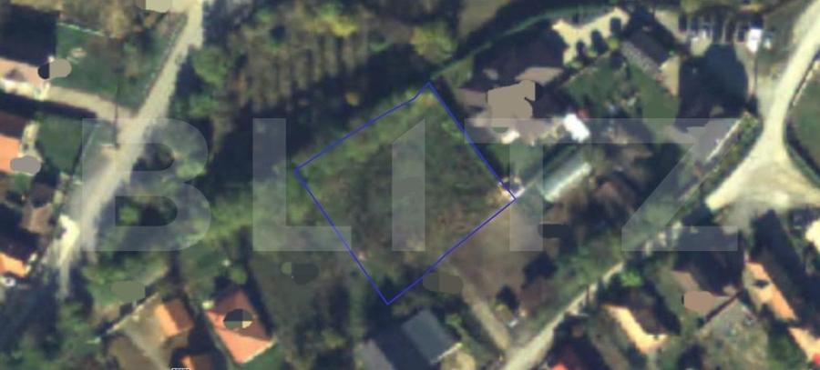 Teren Construcții intravilan de 1370 mp, în Sălicea