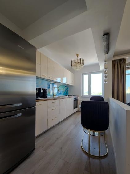 Apartament cu 2 camere semidecomandat, mobilat în P-ța Unirii