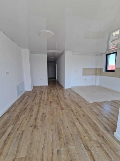 Apartament cu 3 camere decomandat în Grozăvești