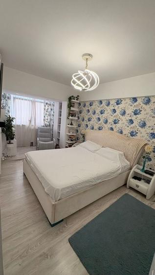 Apartament cu 3 camere decomandat în Canta