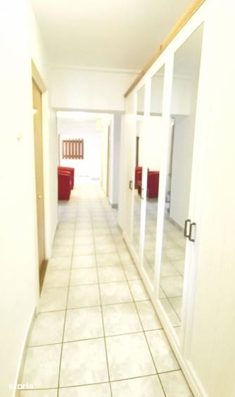 Apartament cu 4 camere decomandat în Grivița