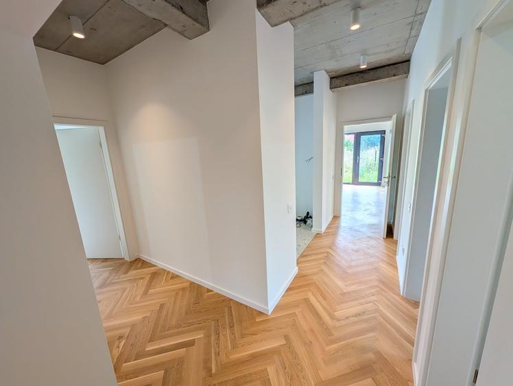 Casă individuală cu 4 camere cu Teren 460 Mp în Balotești