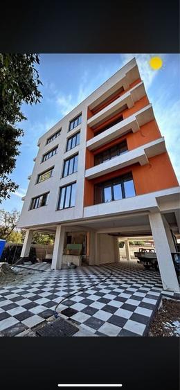 Apartament cu 2 camere decomandat în Giulești